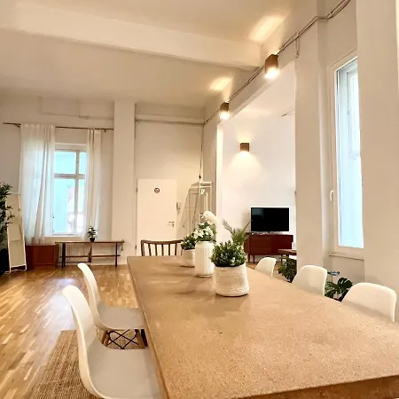 Grosse Loft-apartments Im Herzen Bremens *